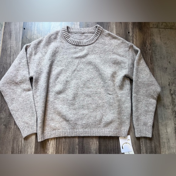 Commense Sweaters - Cozy Warm oatmeal beige soft cozy Sweater Womens Large